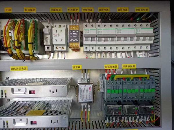 高精度圓鋸機細節圖