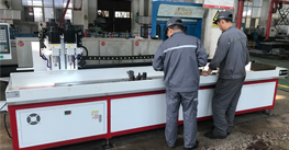 熱熔鉆孔攻絲機(jī)操作過程中怎樣盡量避免撞機(jī)？