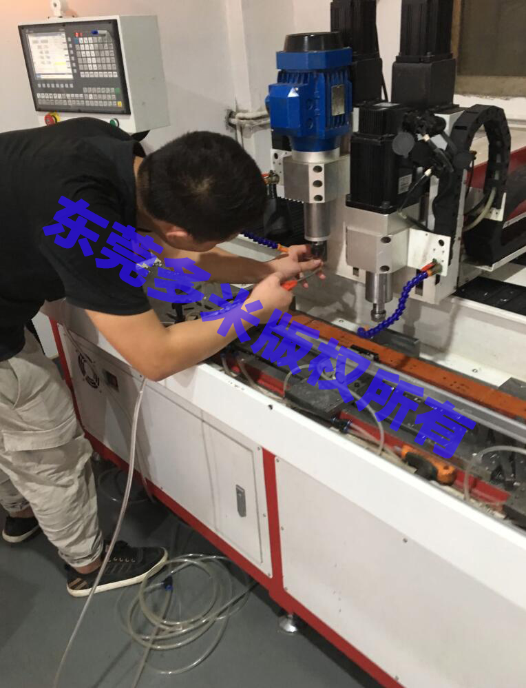 數(shù)控熱熔機床